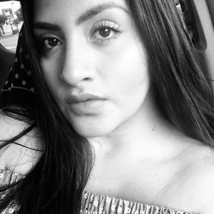 Meet your Posher, Clara